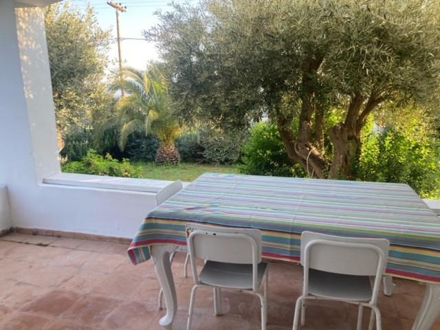 Cozystudio Chalkida Luaran gambar